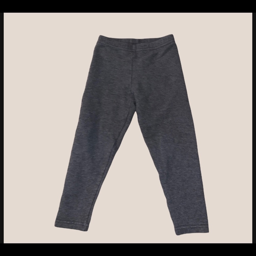 Gray leggings.